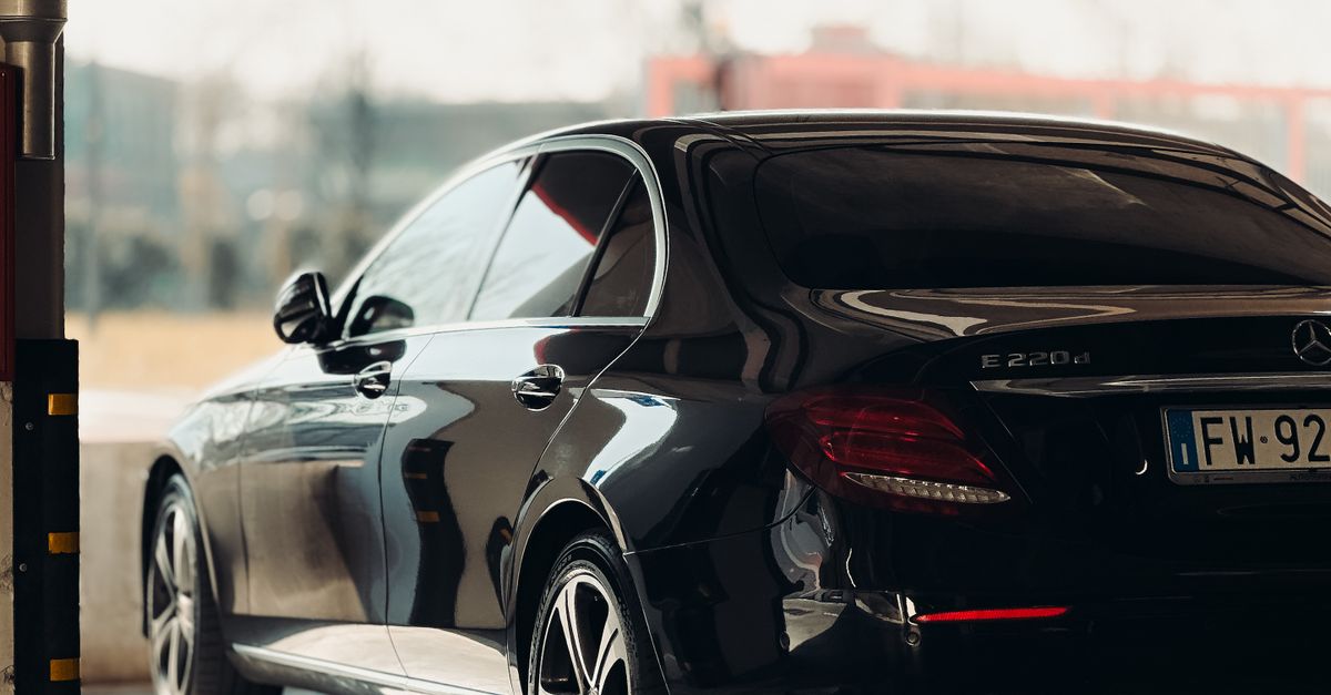 How Safety Window Tinting Enhances Personal Security in Urban Areas
