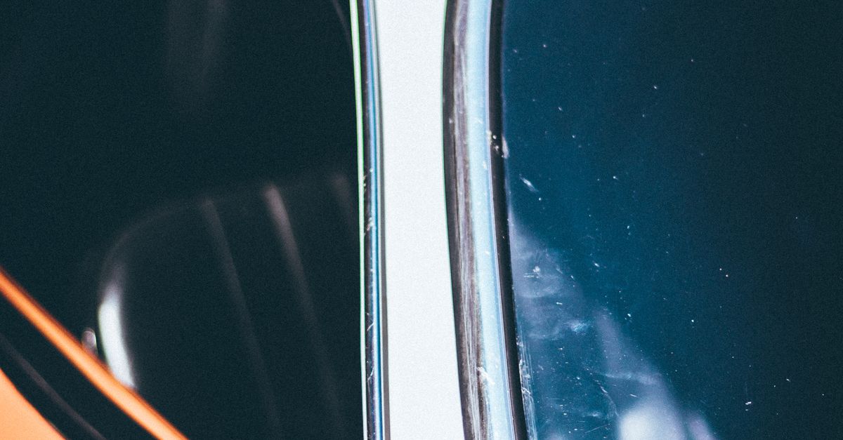 Installation Techniques for Metalized Window Tinting